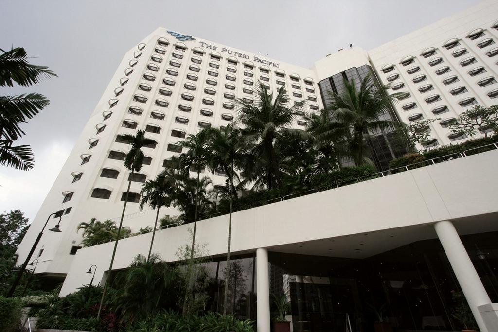 Hotel The Puteri Pacific