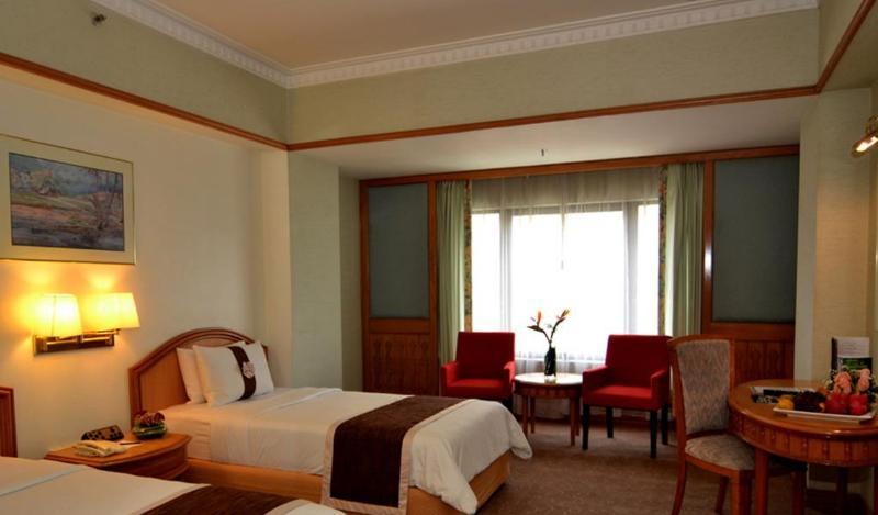 Hotel The Puteri Pacific