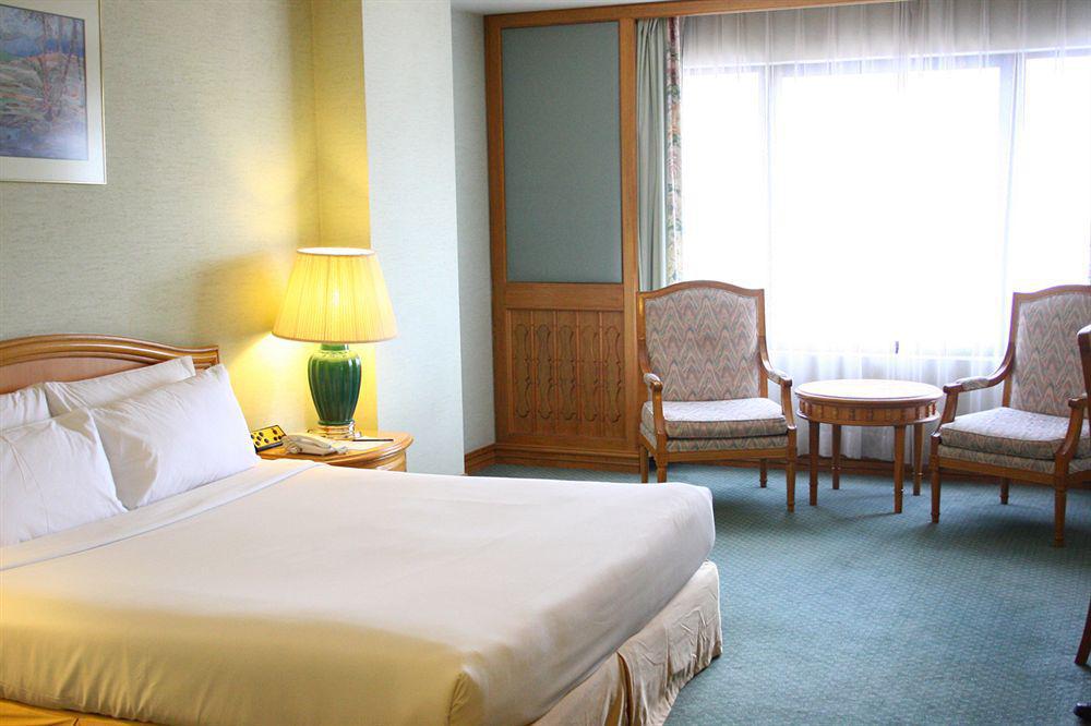 The Puteri Pacific Hotel 4*