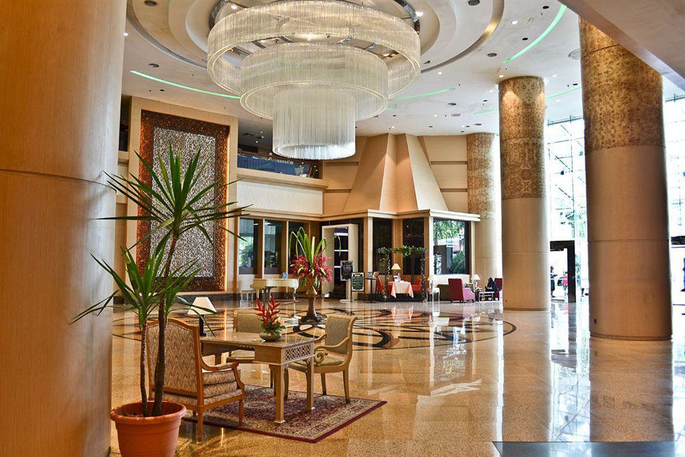 Hotel The Puteri Pacific